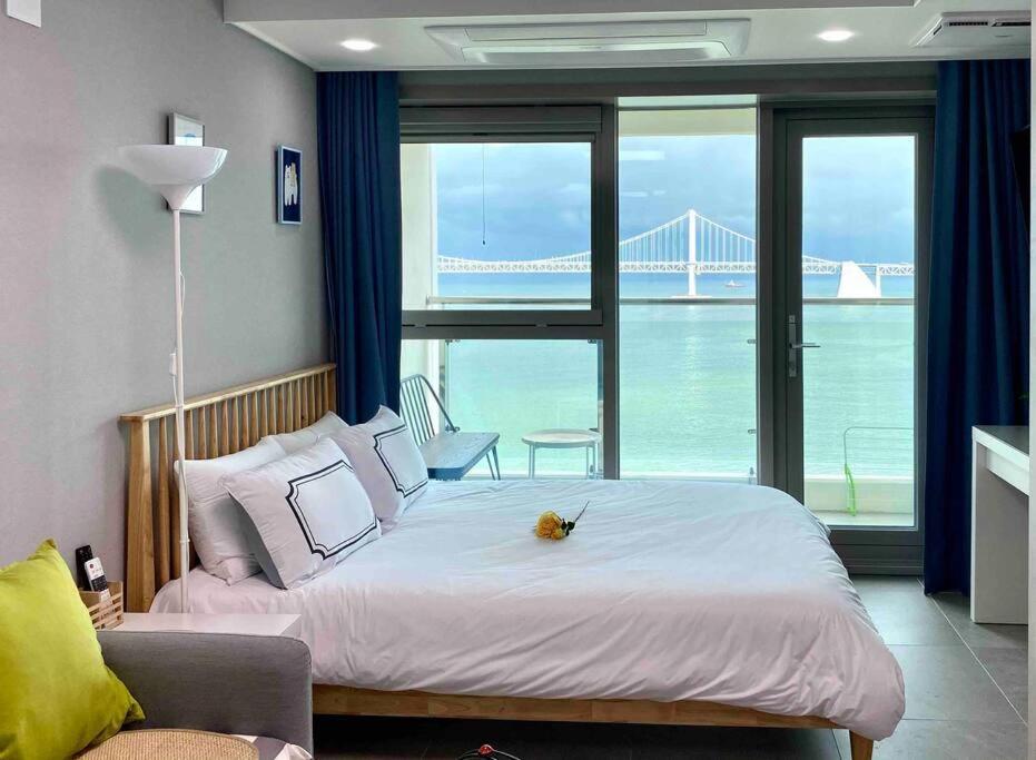 Appartement Gwangan-Ri Grand Terrace Ocean View à Busan Extérieur photo
