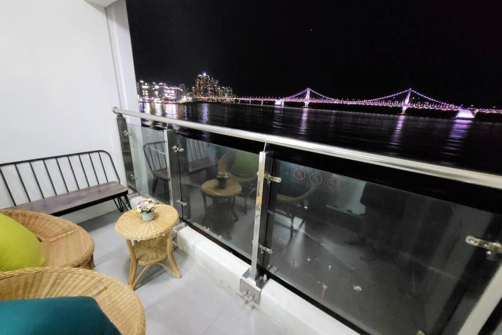 Appartement Gwangan-Ri Grand Terrace Ocean View à Busan Extérieur photo